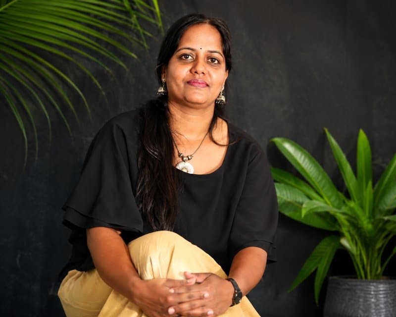 Dr. Shalini R